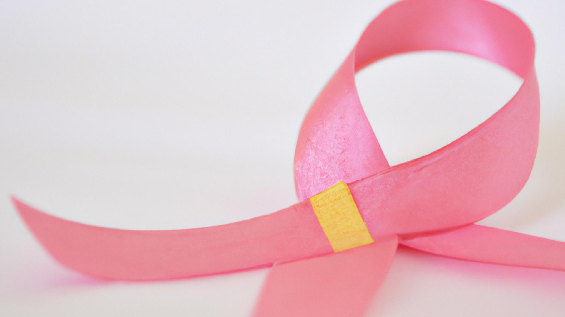 Las iniciativas del sector 'beauty' para luchar contra el cáncer de mama 
