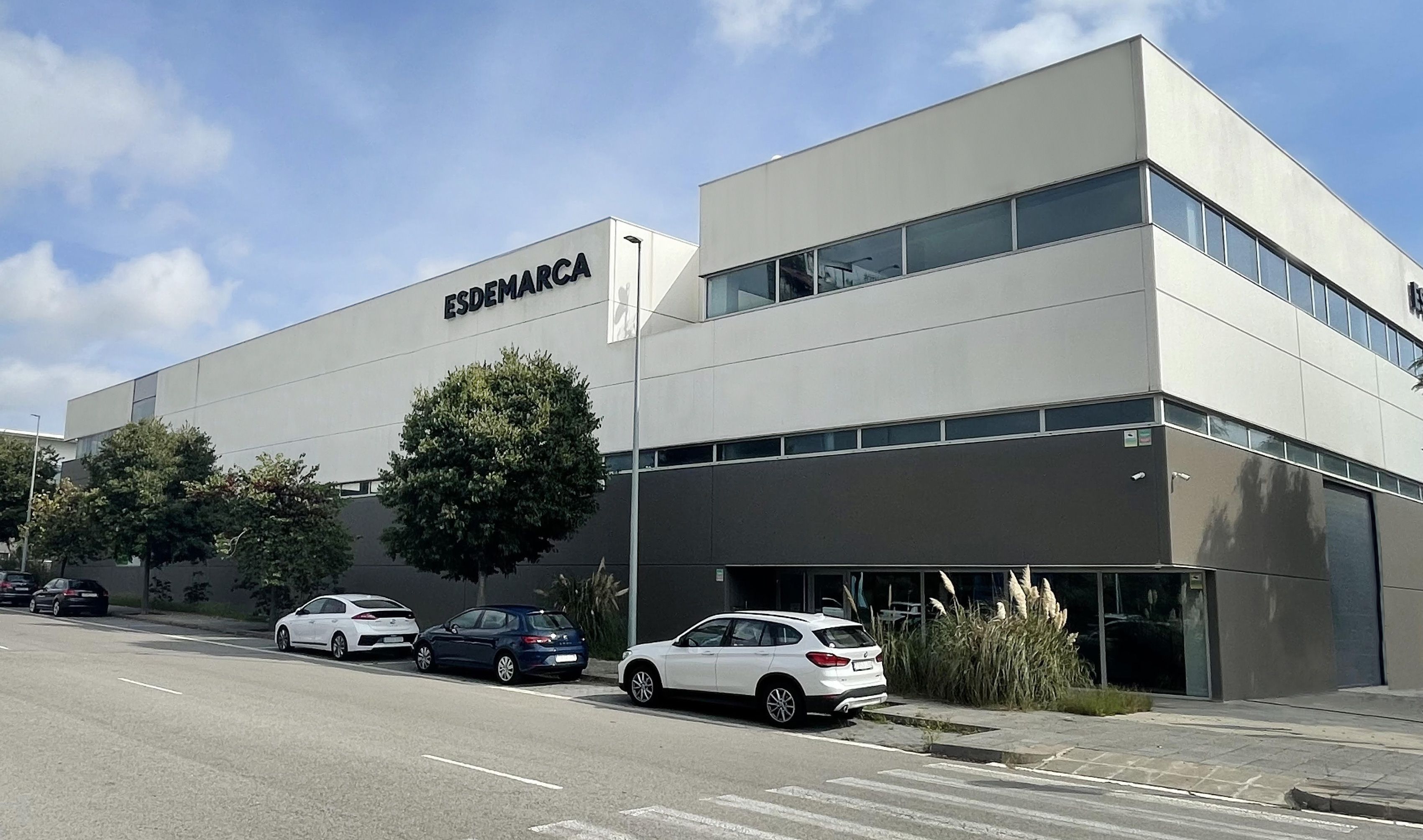 Centro logístico de Esdemarca en Gavà (Barcelona)