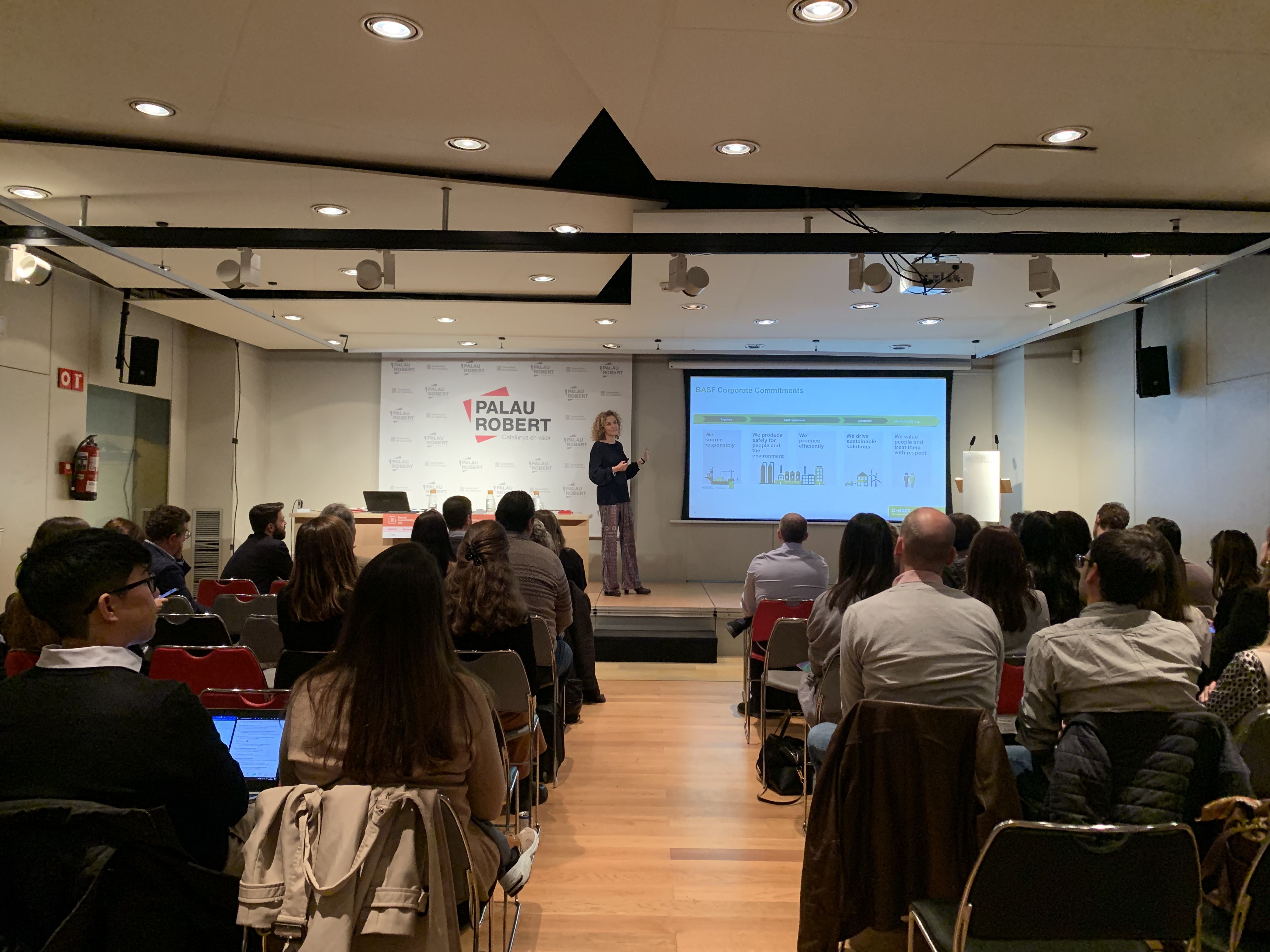 Silvia Martínez from BASF during her presentation