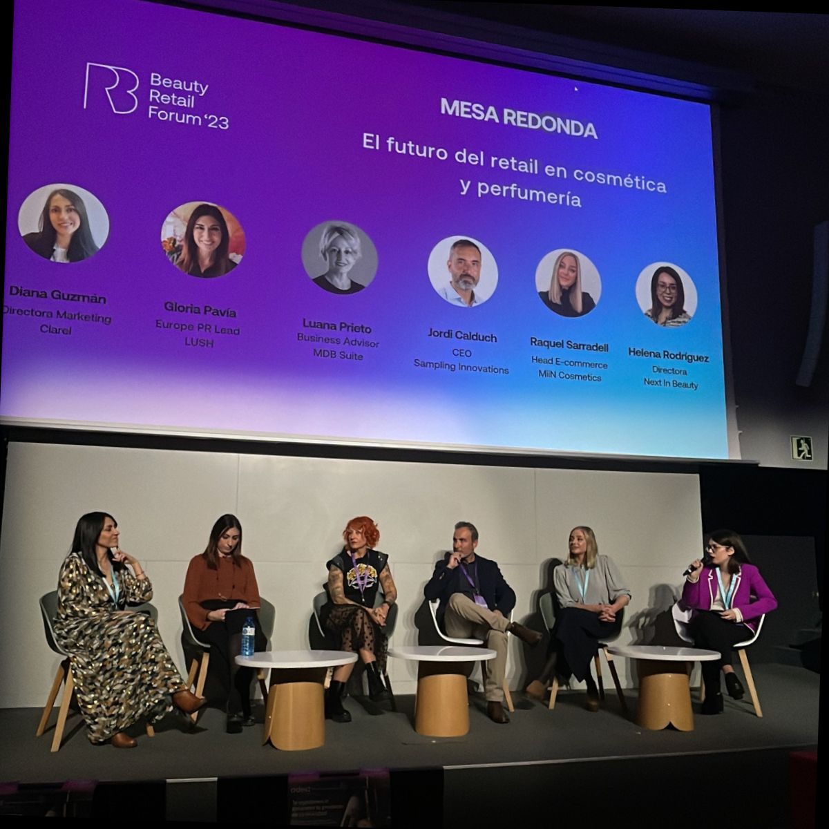Mesa Redonda Retail. Fuente: MiiN Korean Cosmetics Mesa Redonda Retail. Fuente: MiiN Korean Cosmetics