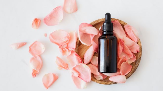 Despite increasing awareness, many consumers still confuse vegan and natural cosmetics. Source: Karolina Grabowska (Pexels) Despite increasing awareness, many consumers still confuse vegan and natural cosmetics. Source: Karolina Grabowska (Pexels)