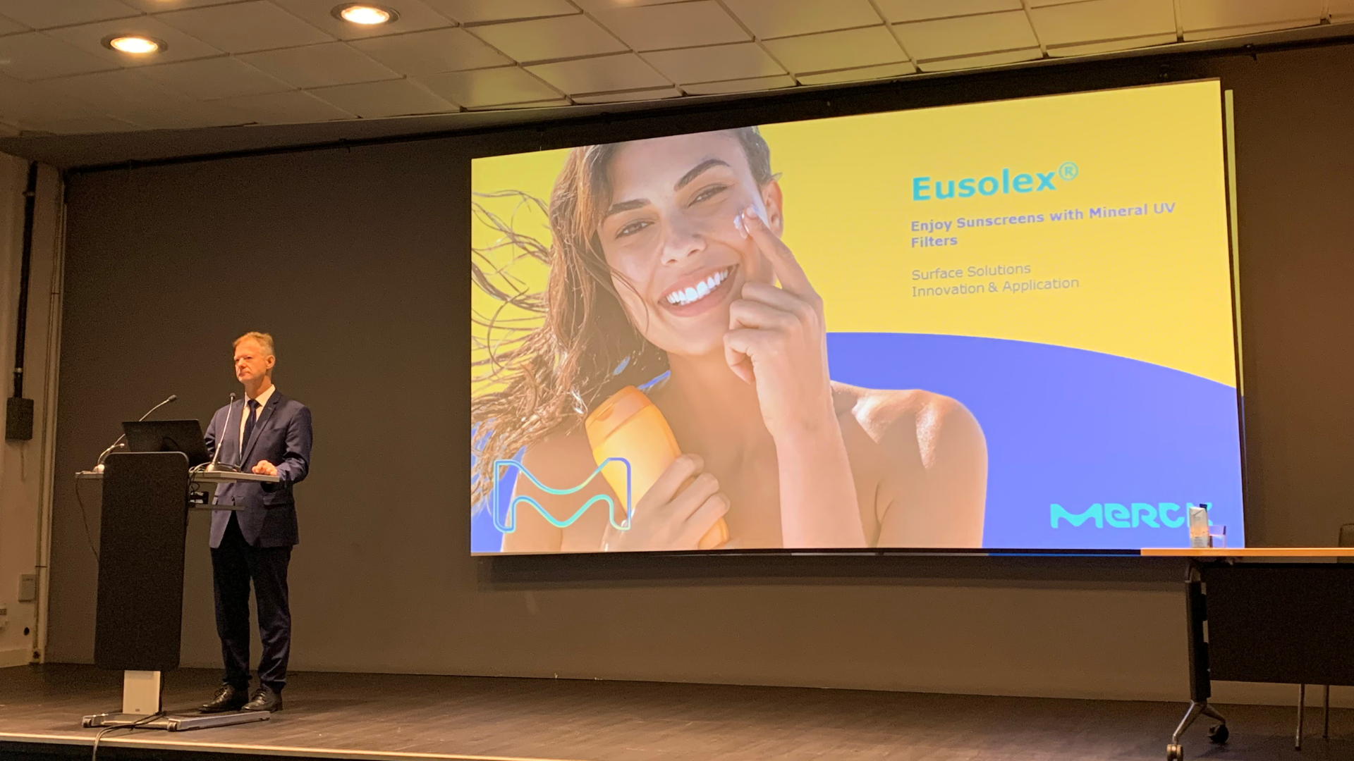 Alexander Kielbassa, Scientific Associate Director de Merck Surface Solutions