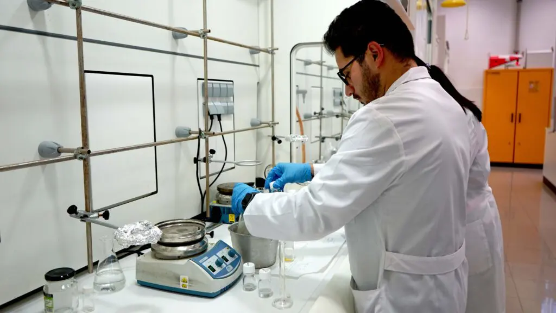 IQS Master of Cosmetics and Perfumery 