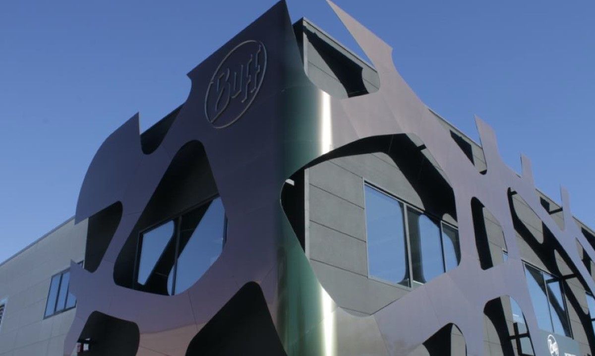 Buff internalizará la producción en Igualada