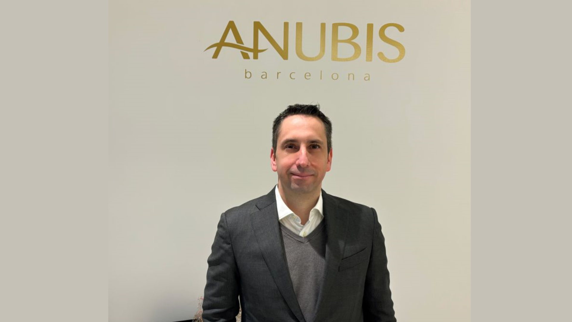 Albert Alonso Cuni Anubis Cosmetics Albert Alonso Cuni Anubis Cosmetics