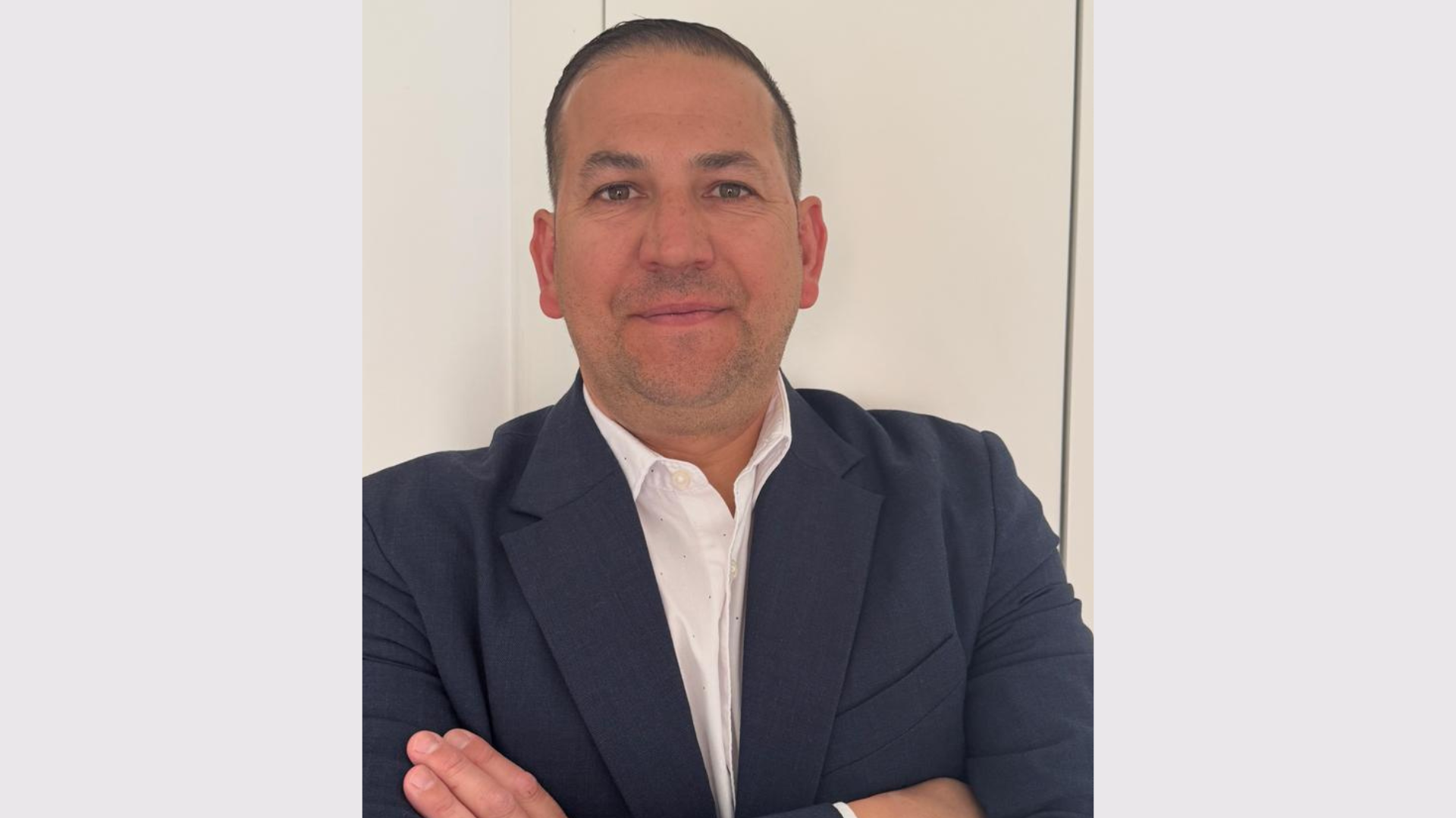 Daniel Fernández Perfumerías Comas Daniel Fernández Perfumerías Comas